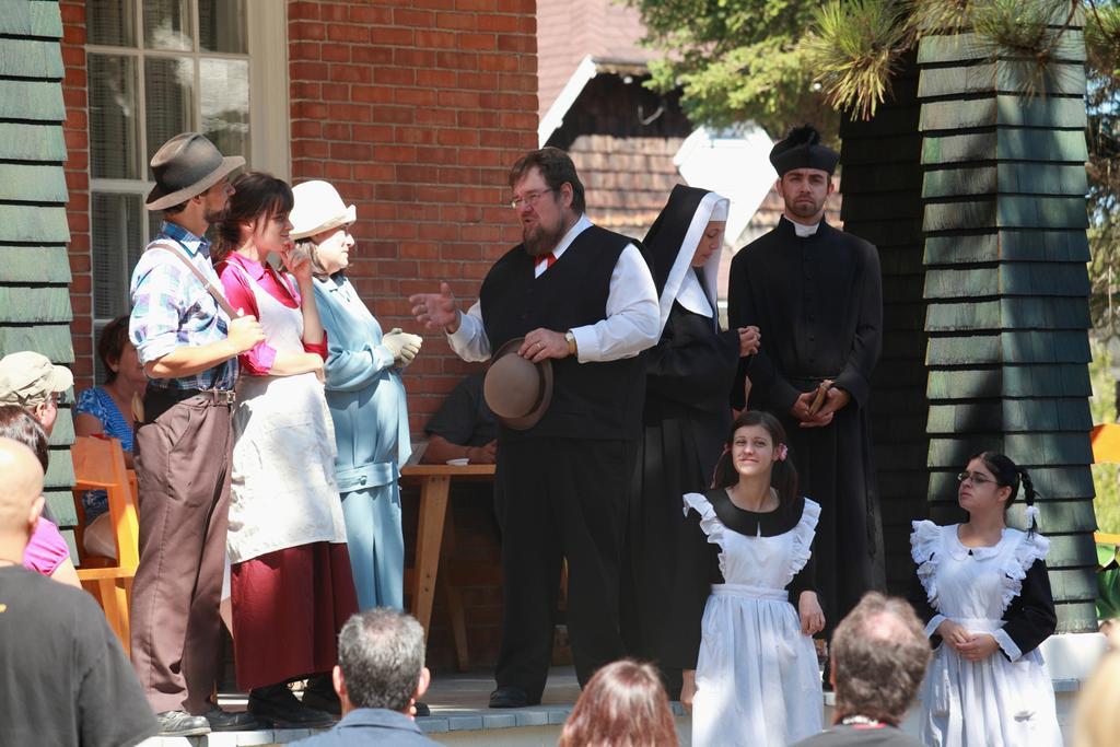 Village Historique De Val-Jalbert Шамбор Екстериор снимка