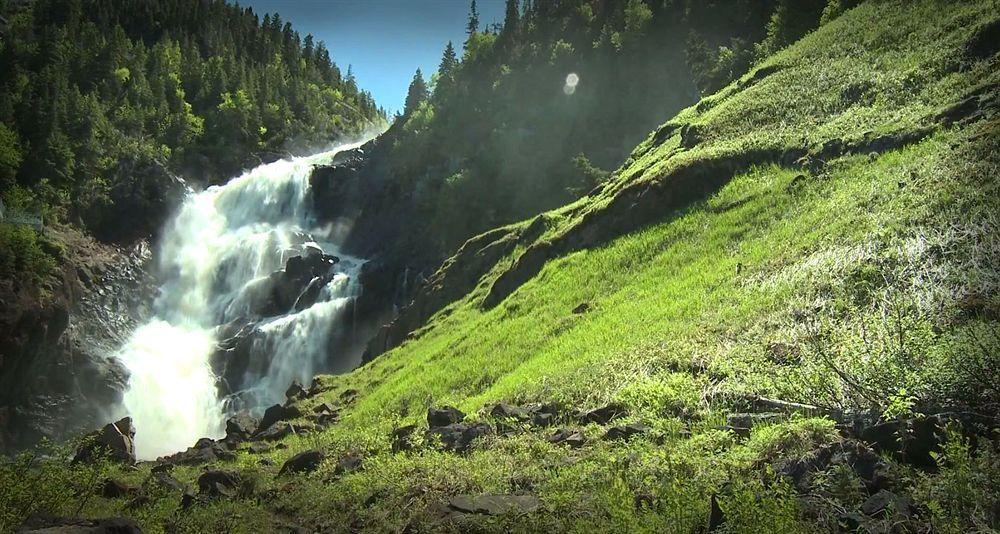 Village Historique De Val-Jalbert Шамбор Екстериор снимка