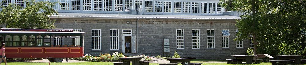 Village Historique De Val-Jalbert Шамбор Екстериор снимка